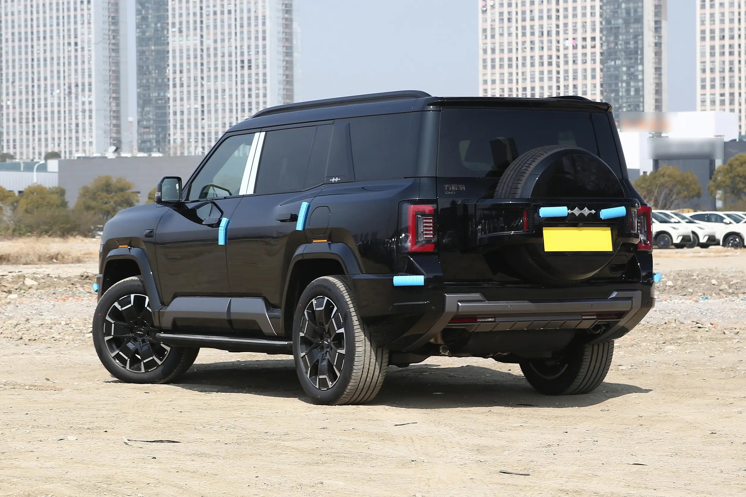 ⚠️南海の黒豹 Fang Cheng Bao Leopard 8 (2025) – EV Marketplace